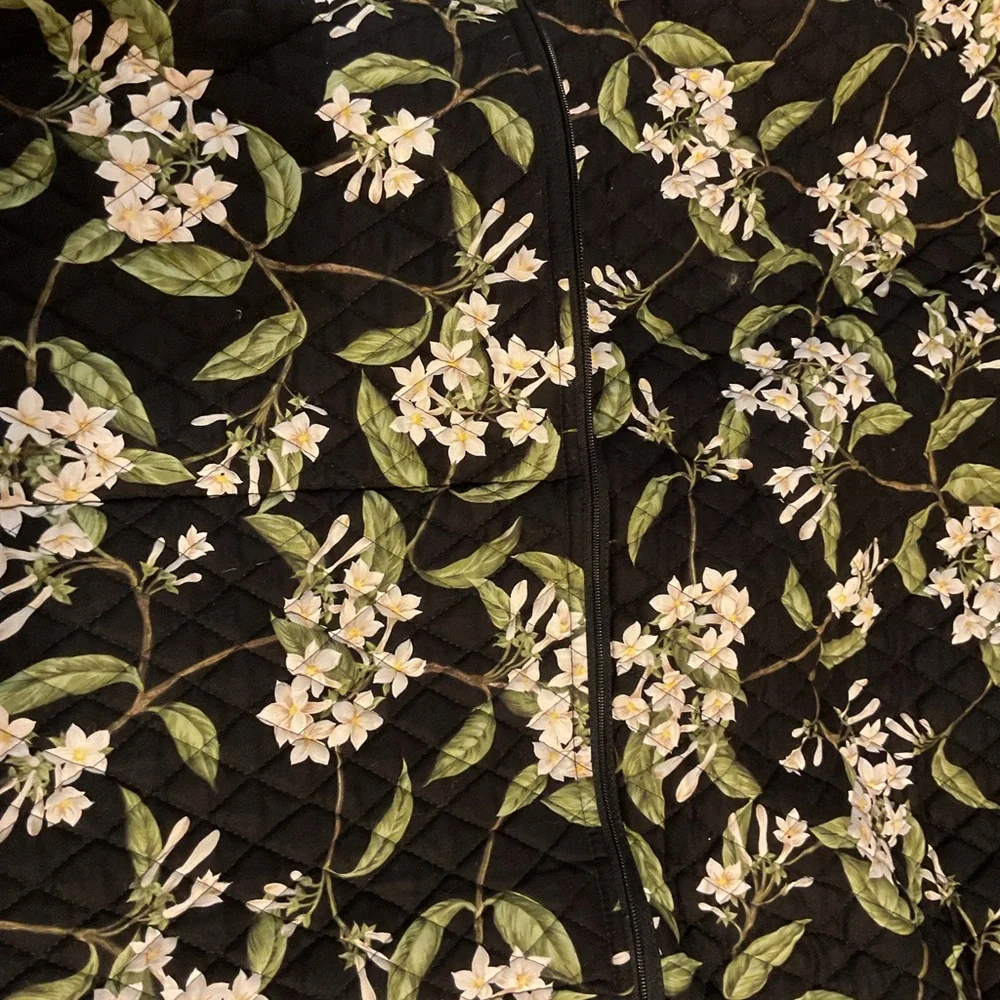 Vera Bradley stylish floral